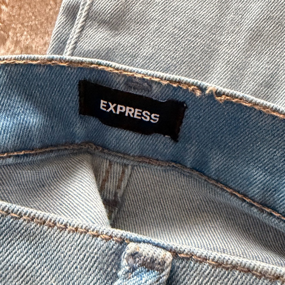 Express distressed skinny jeans - Picture 2 of 3